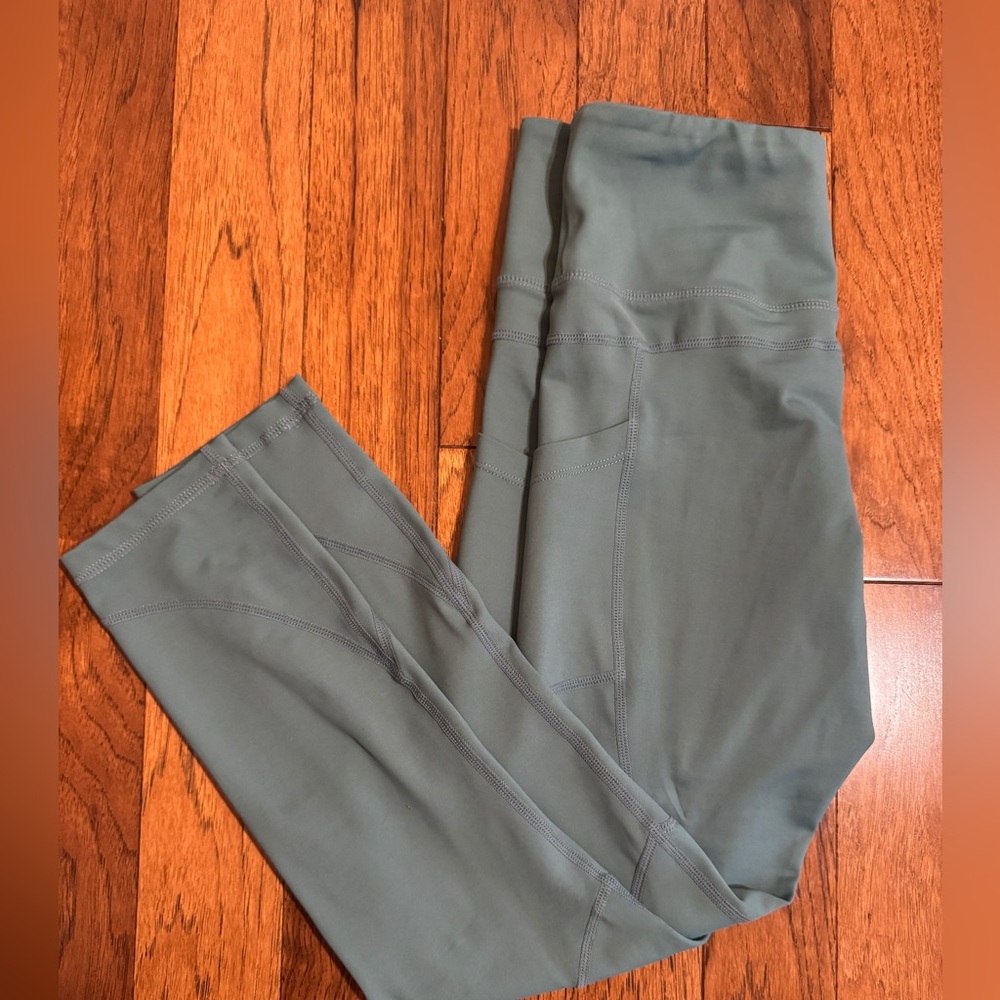 Zyia light n tight 24” leggings